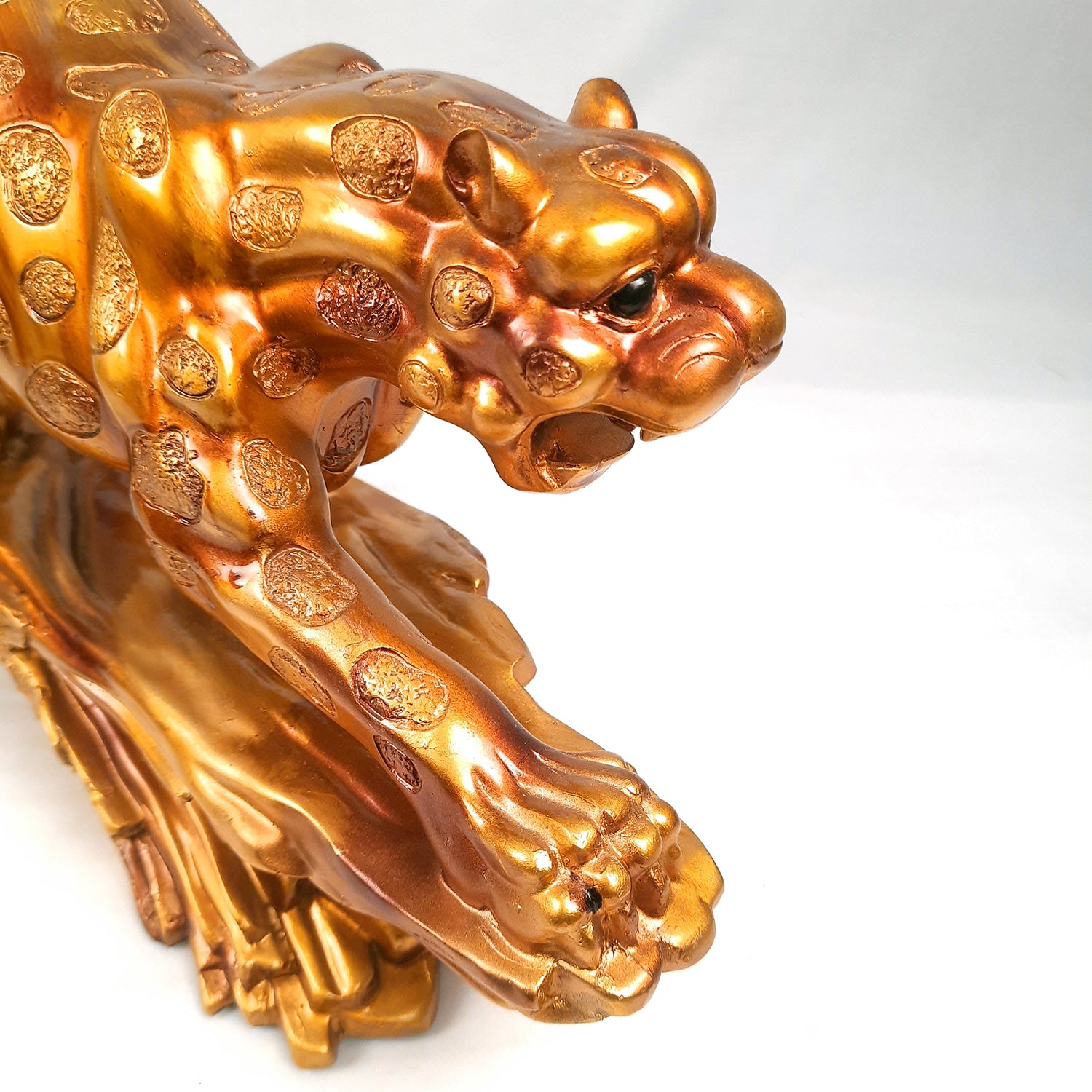 Panther Jaguar Showpiece | Decorative Cheetah Statue | Animal Figurines Sculpture - for Home Decor Living Room Bedroom Table Top Decoration & Gifts - 23 Inch - Apkamart #Color_Brown