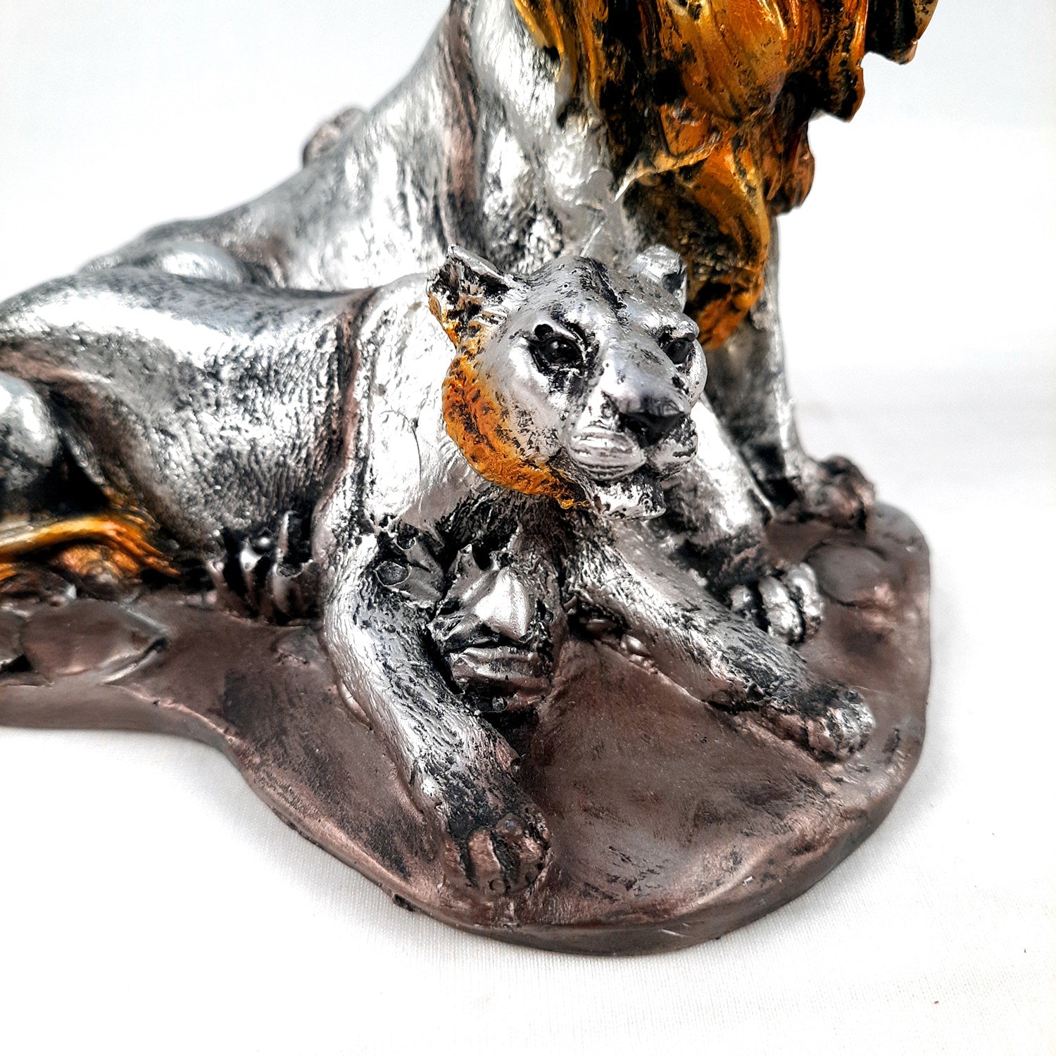 Lion - Lioness Showpiece | Tiger Couple Statue | Animal Figurines Sculpture - for Home Decor, Living Room, Table, Decor & Gifts - apkamart #Color_Silver