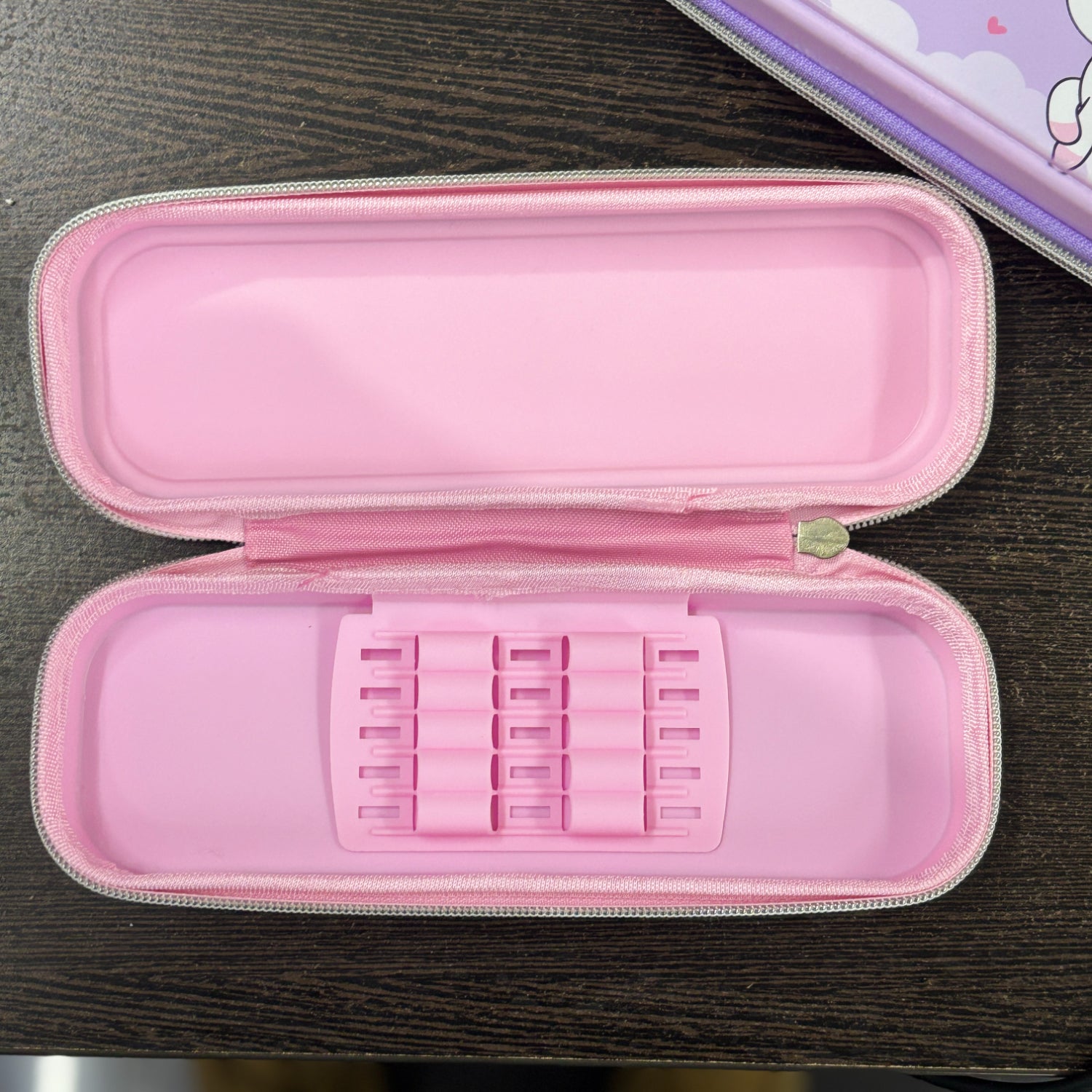 Cartoon Print Pencil Pouch for Kids | Durable Stationery Organizer for School Supplies | Zip Closure Pouch for Pens, Pencils & Colors - Apkamart