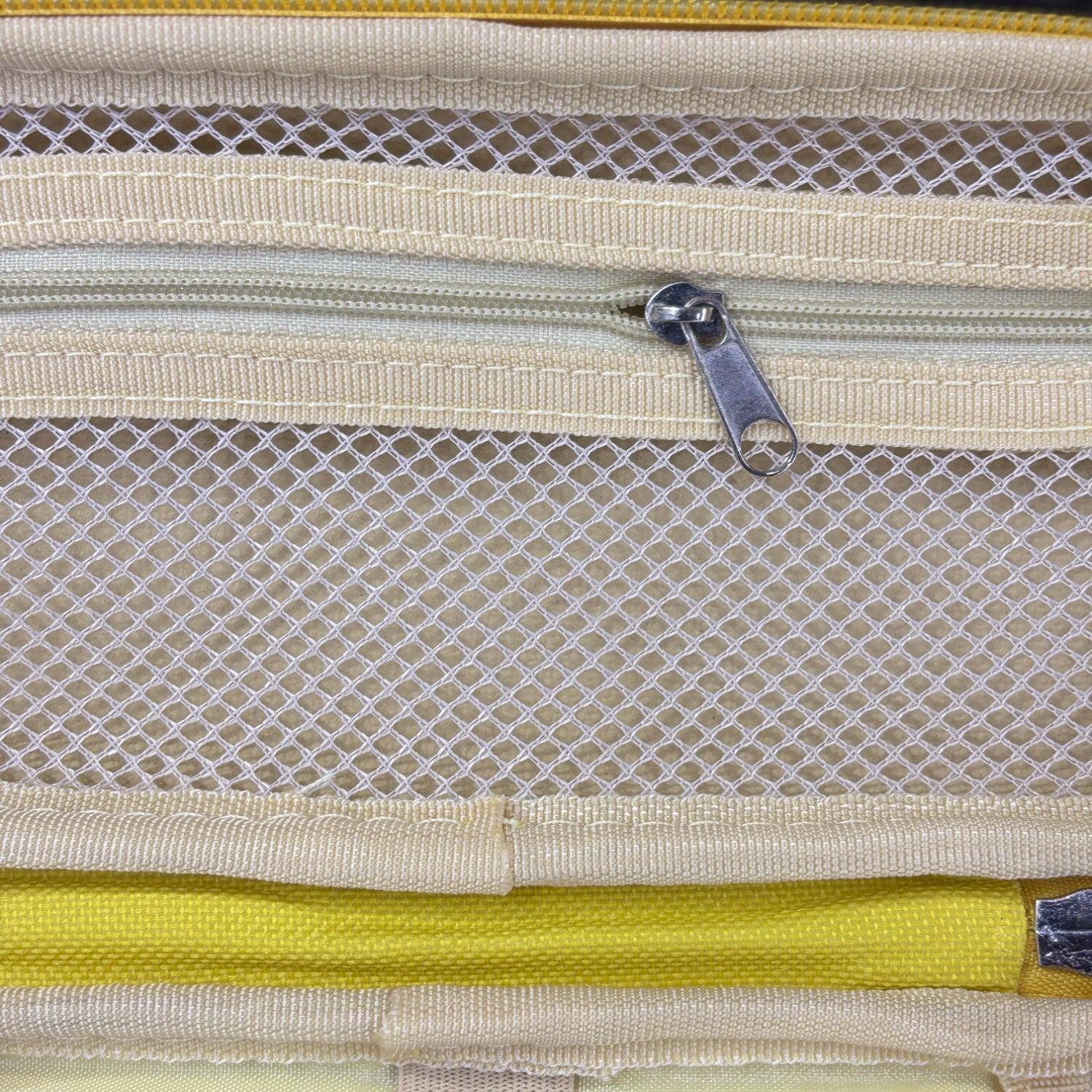 Multi-Utility Pencil Pouch Kit for Kids | Stylish Cartoon Stationery Bag for School | Large Capacity Pen & Pencil Case for Daily Use - Apkamart