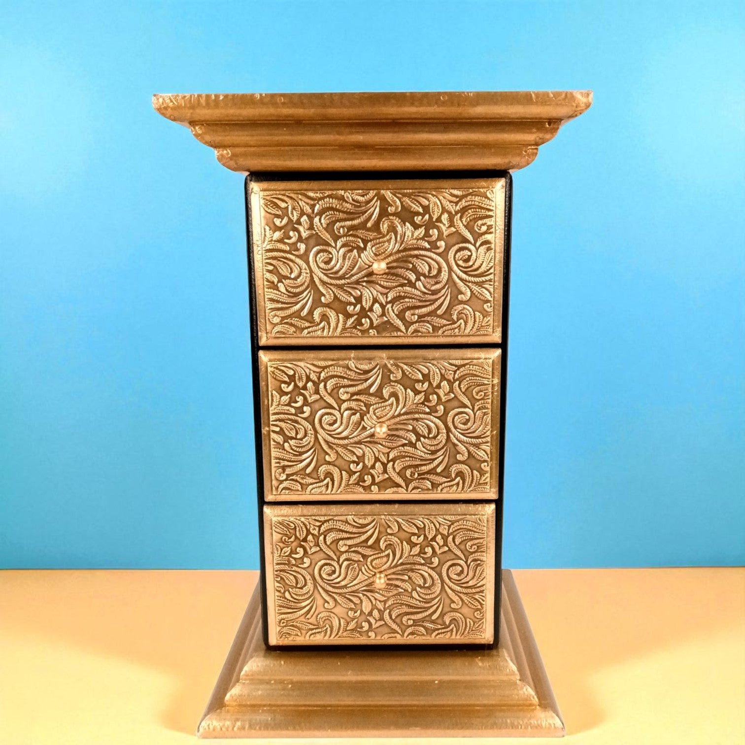 Pillar 3 Drawers Side Table | Traditional Wooden Design Table for Living Room, Bedroom & Office | Decorative Accent Furniture & Showpiece Stand - 18 Inch - Apkamat