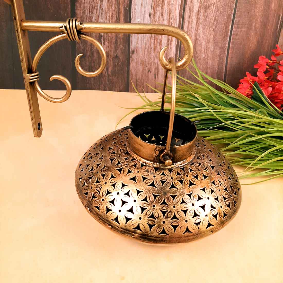 T Light Holder with Metal Wall Hook- for Living Room Home Decor- Apkamart #Style_Style 1