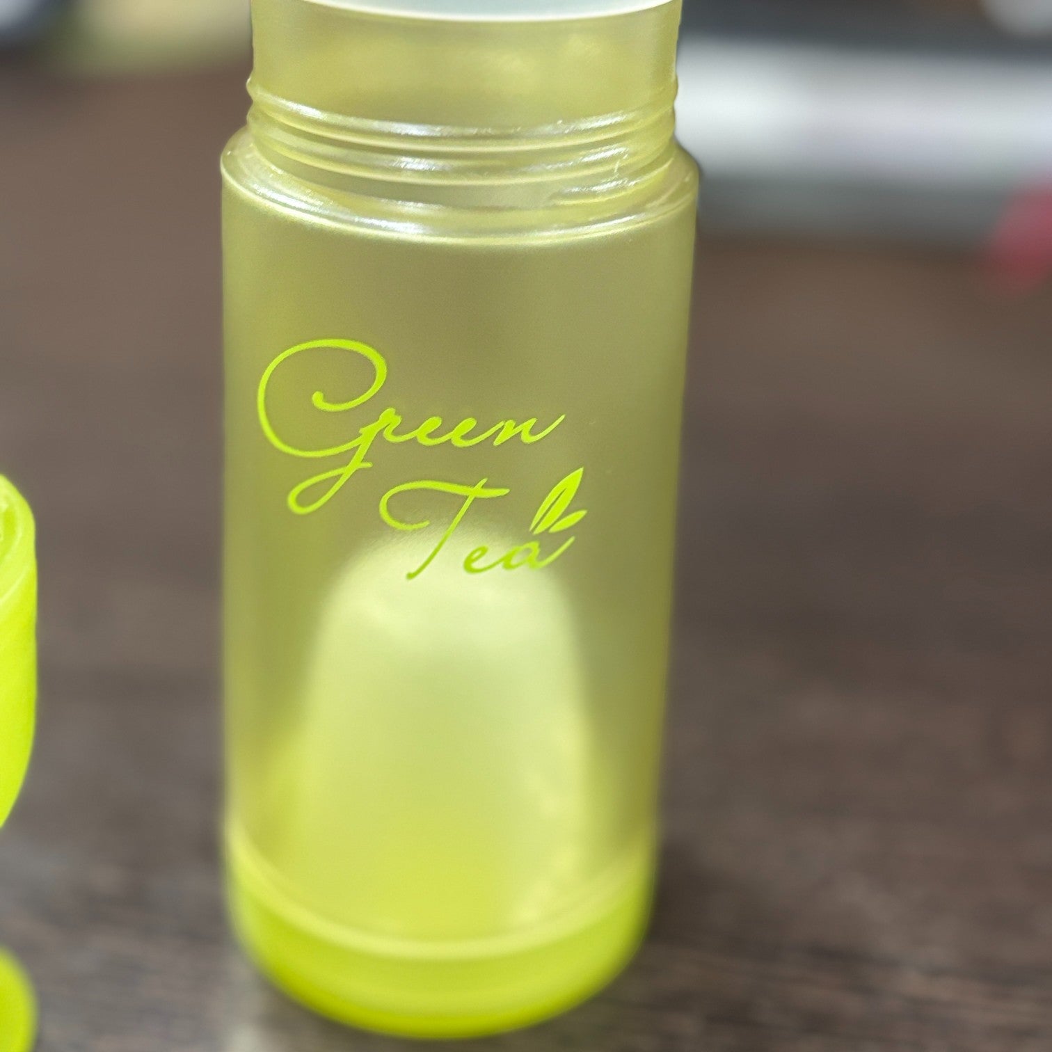 Water Bottle | Premium Plastic Leakproof Bottle for Office, Gym, Travel & Home | Lightweight, BPA-Free, Reusable Drinking Bottle | Stylish & Durable Design - ml - Apkamart