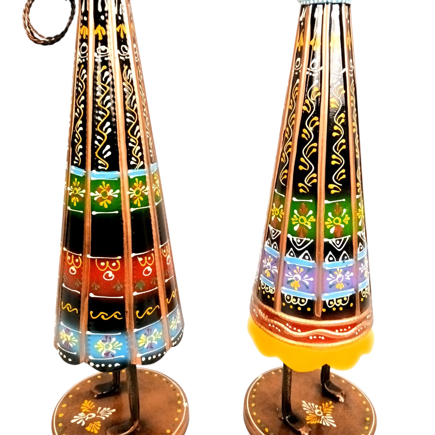 Worker Ladies Showpiece Set | Decorative Figurine for Home, Living Room & Office | Handcrafted Statue & Table Showpiece for Gifting & Interior Decoration - 14 Inch (Set Of 2) - Apkamart
