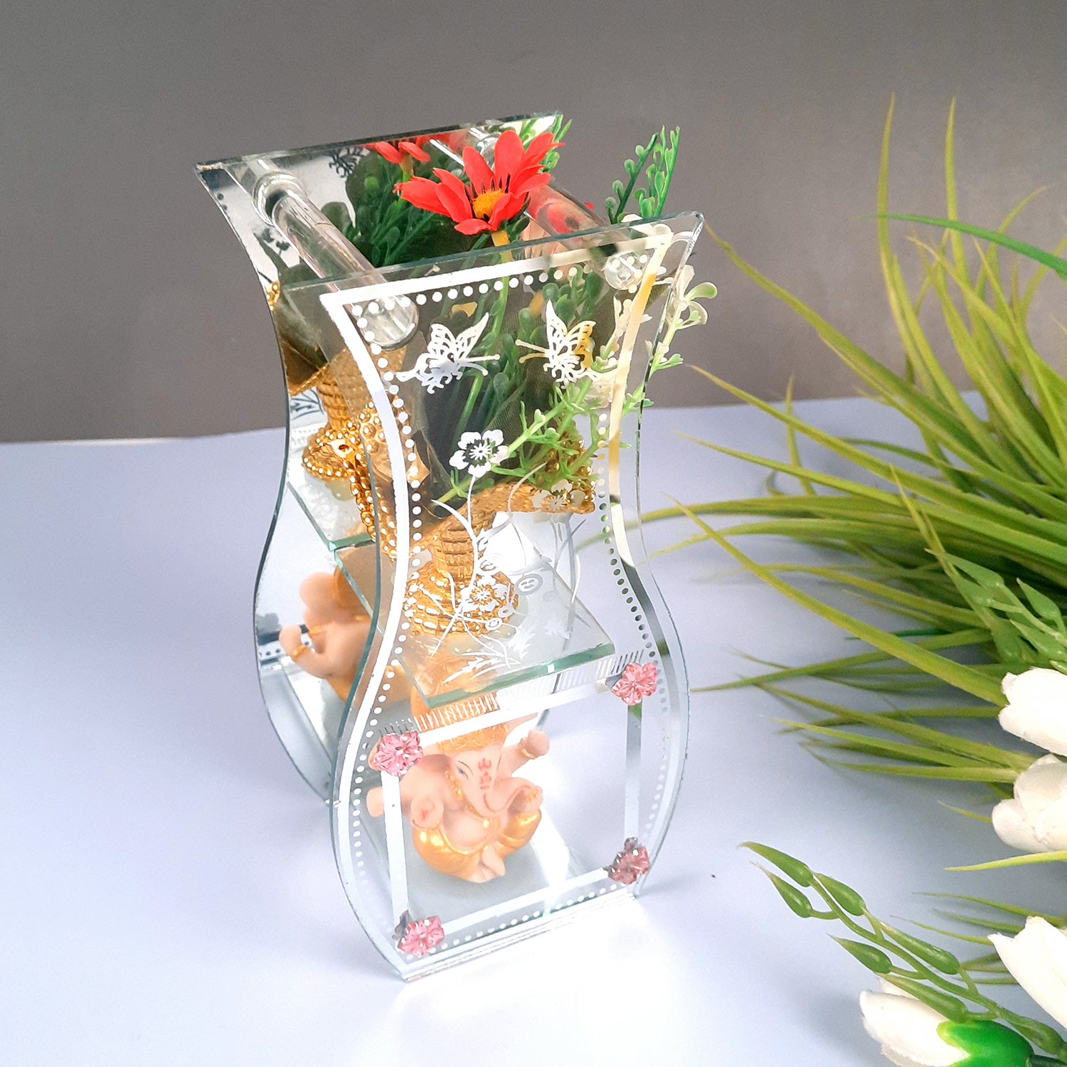 Decorative Vase Showpiece Displayed Between Glass Front and Mirror Back - For Home, Table, Shelf, Office Decor & Gifts - apkamart #Style_style 2