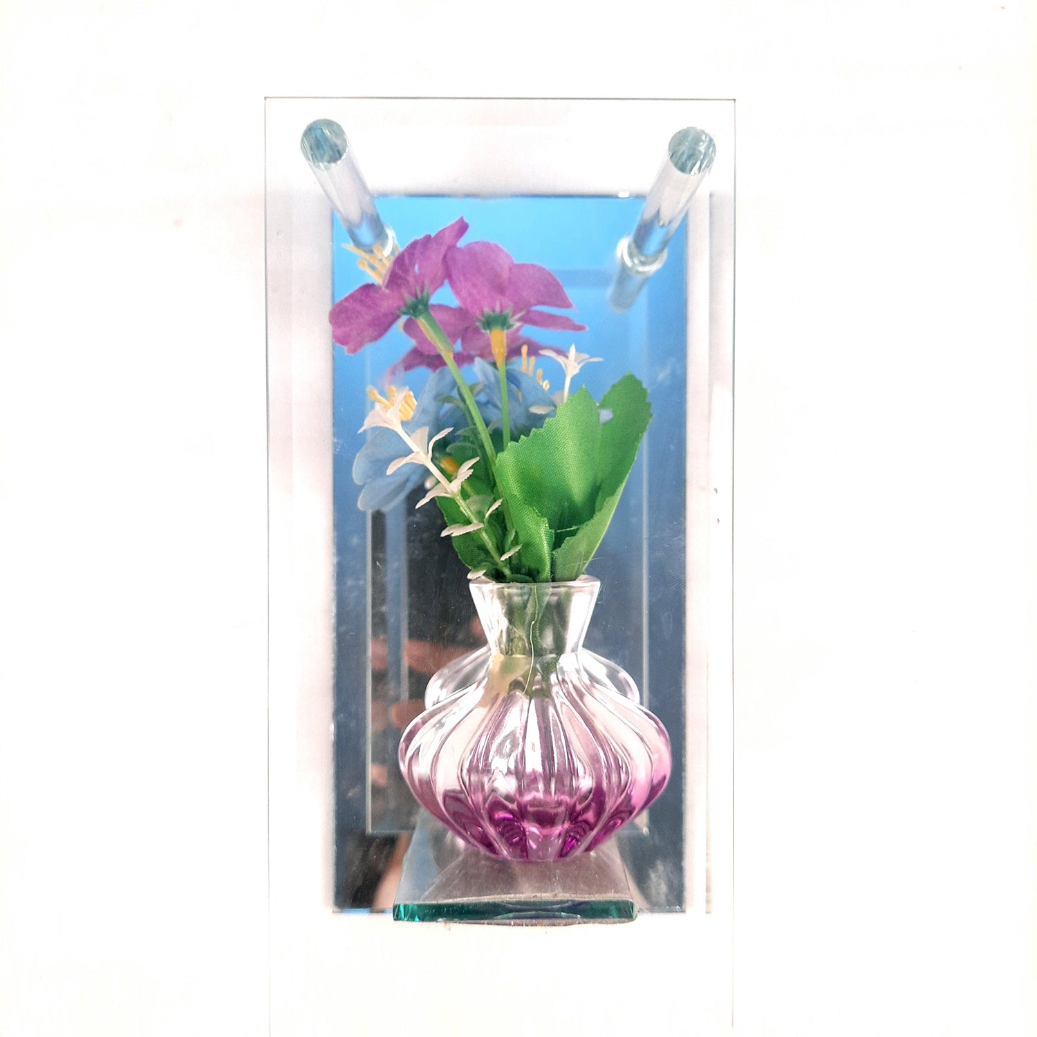 Decorative Vase Showpiece Displayed Between Glass Front and Mirror Back - For Home, Table, Shelf, Office Decor & Gifts - apkamart #Style_style 3