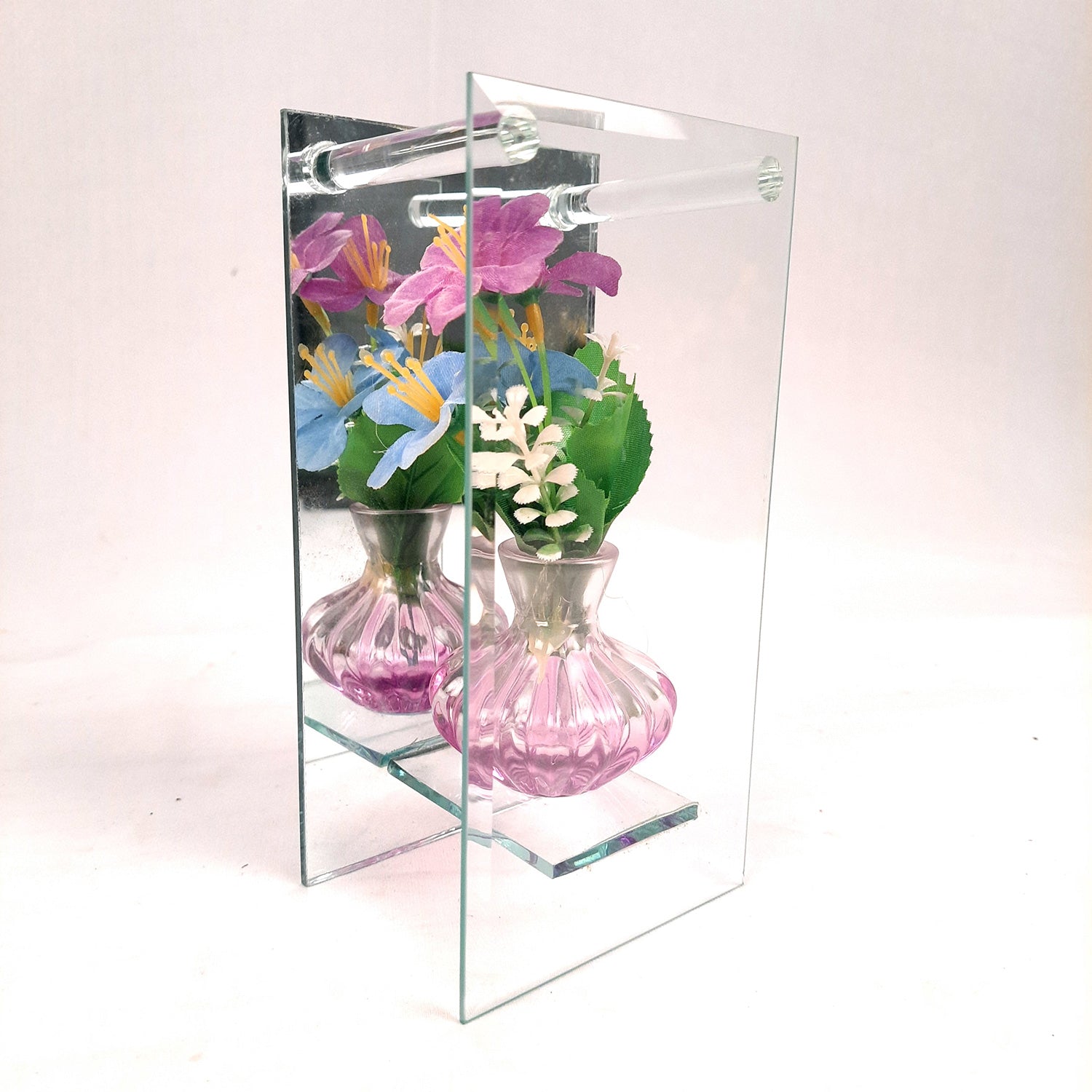 Decorative Vase Showpiece Displayed Between Glass Front and Mirror Back - For Home, Table, Shelf, Office Decor & Gifts - apkamart #Style_style 3