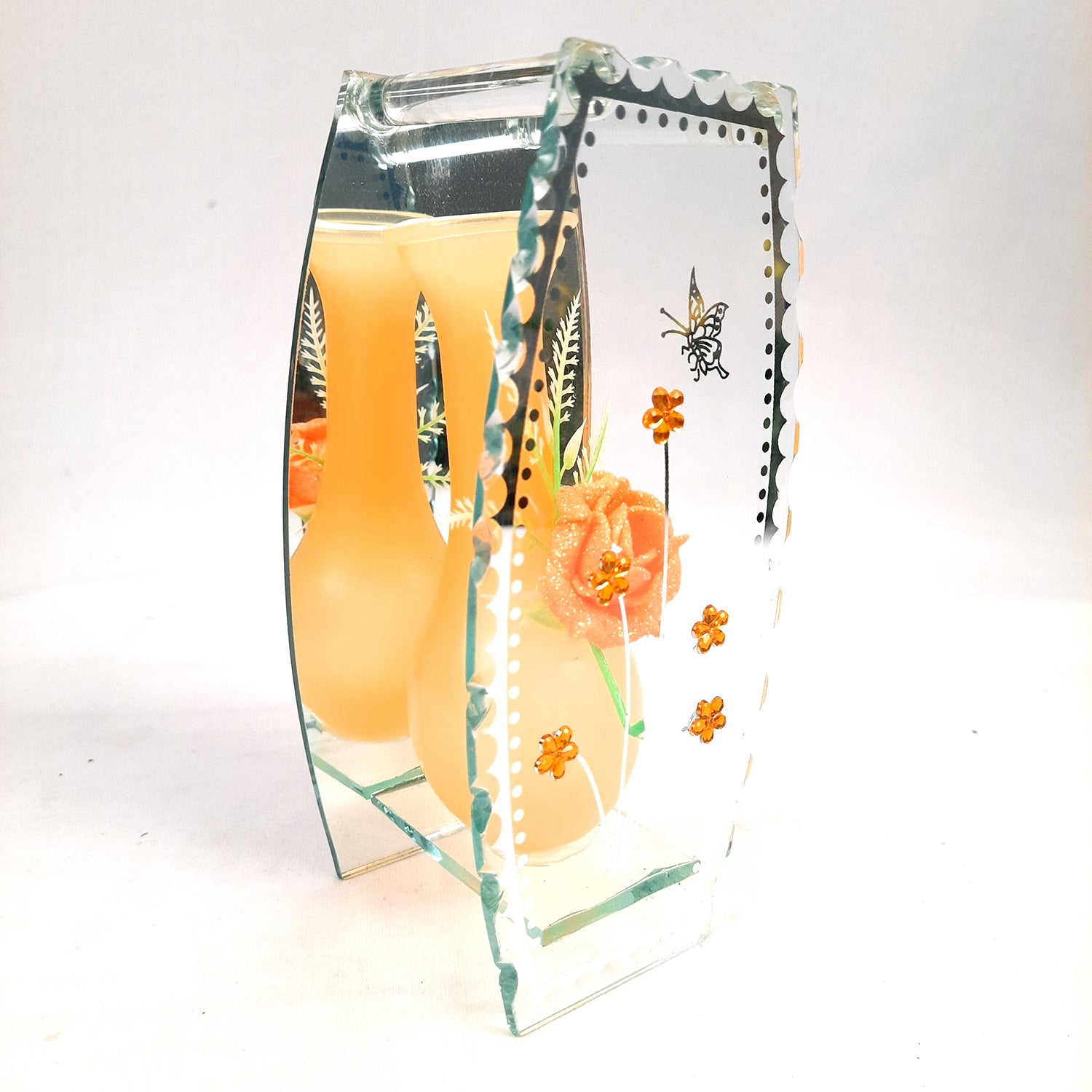 Decorative Vase Showpiece Placed Between Glass Front and Mirror Back - For Home, Table, Shelf, Office Decor & Gifts - apkamart #style_Style 4