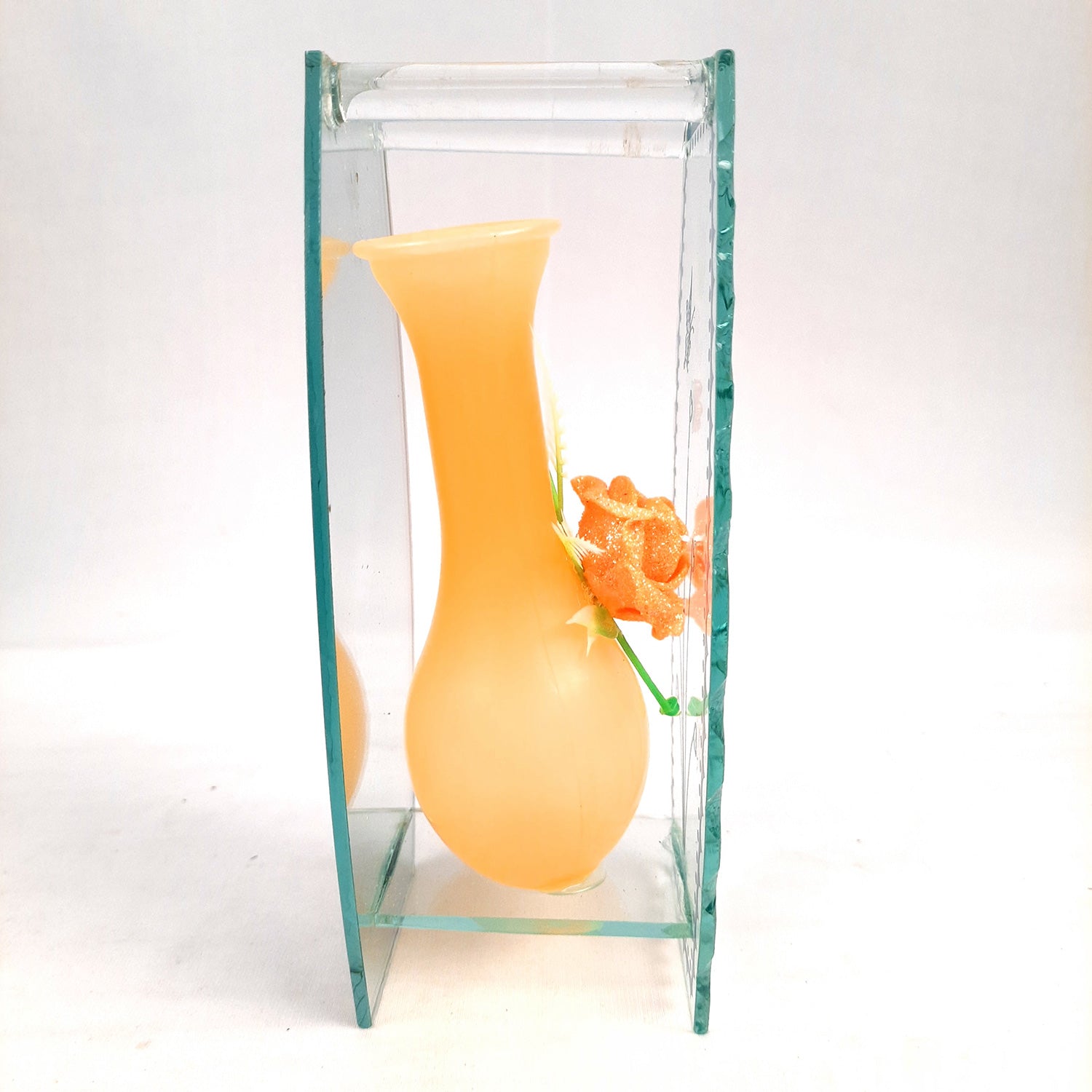 Decorative Vase Showpiece Placed Between Glass Front and Mirror Back - For Home, Table, Shelf, Office Decor & Gifts - apkamart #style_Style 4