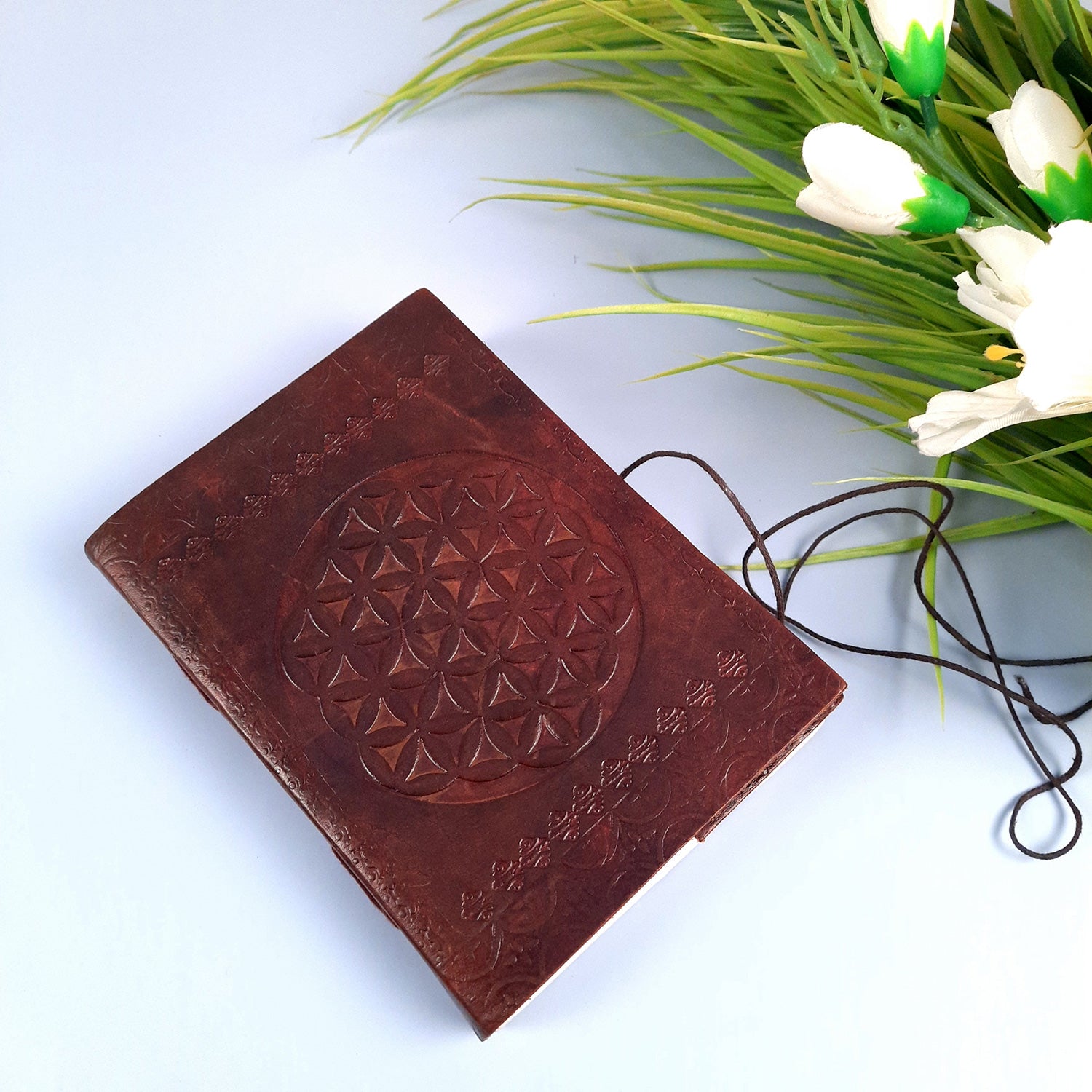 Leather Diary Journal | Notebook Planner Diaries With Antique Lock | Personal Traveller's Book, Sketchbook - for Writing, Table, Office, Desk, Study, Corporate Gifts | Gift for Him / Her - apkamart #Style_Design 3