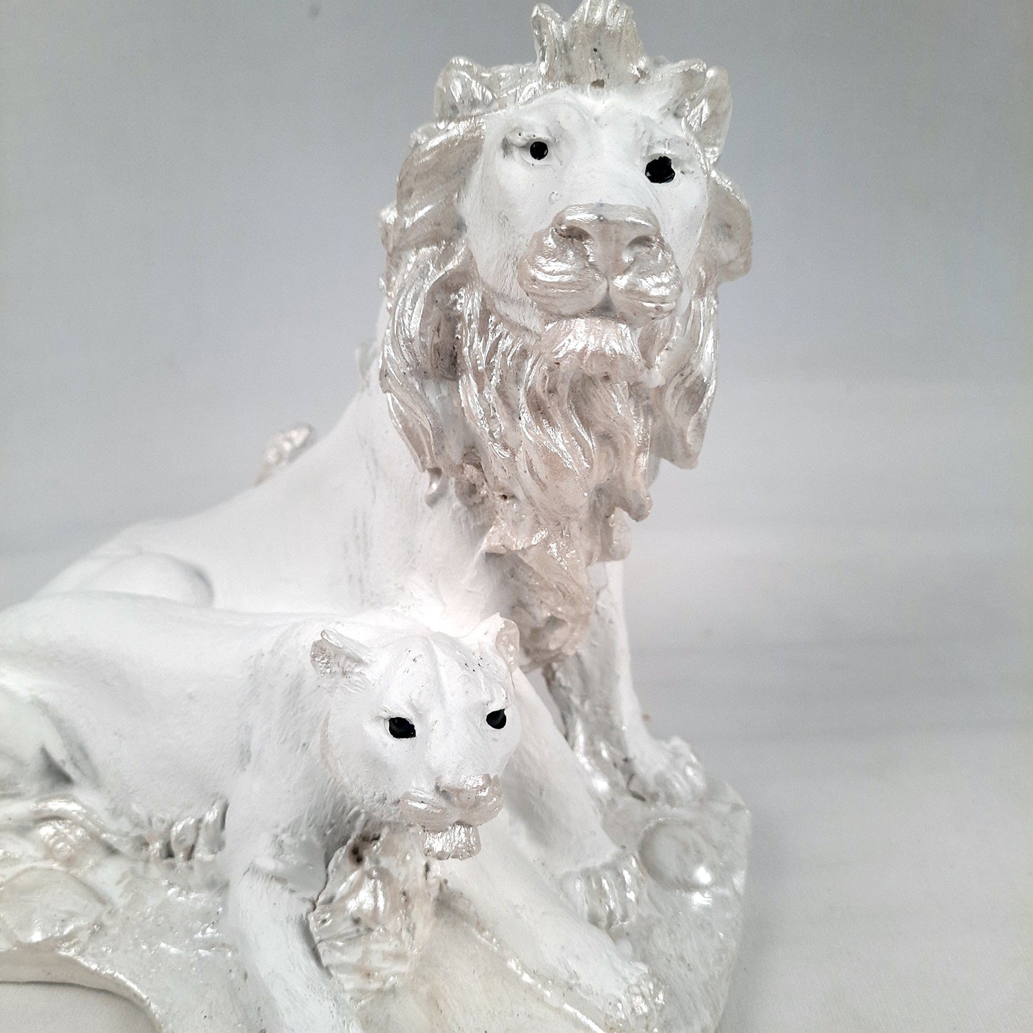 Lion - Lioness Showpiece | Tiger Couple Statue | Animal Figurines Sculpture - for Home Decor, Living Room, Table, Decor & Gifts - apkamart #Color_White