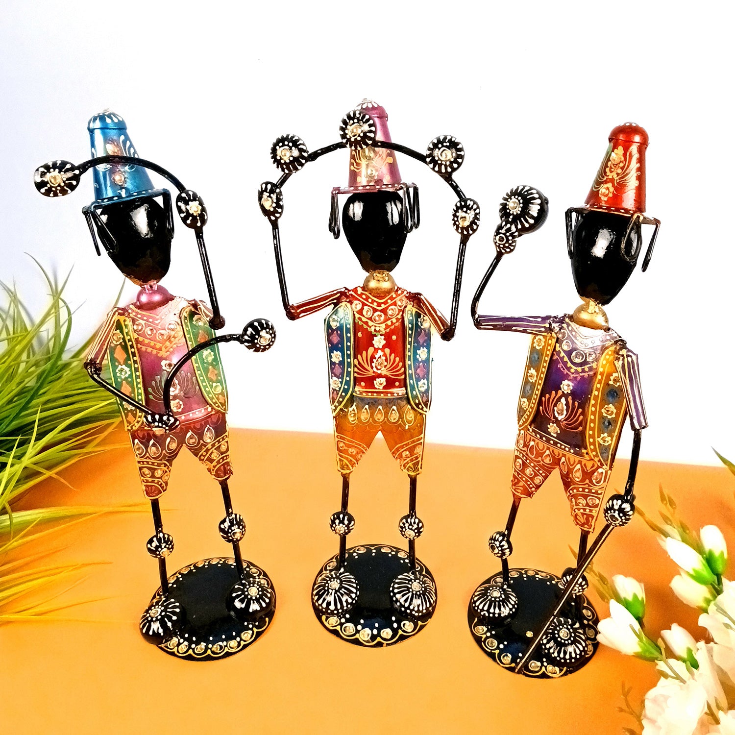 Showpiece - Circus Joker Juggling Balls Design | Decorative Figurines - For Home, Table, Living Room & TV Unit | Show Piece For Office Desk & Gifts- 18 Inch - Apkamart #Style_Design 2 - Pack of 3