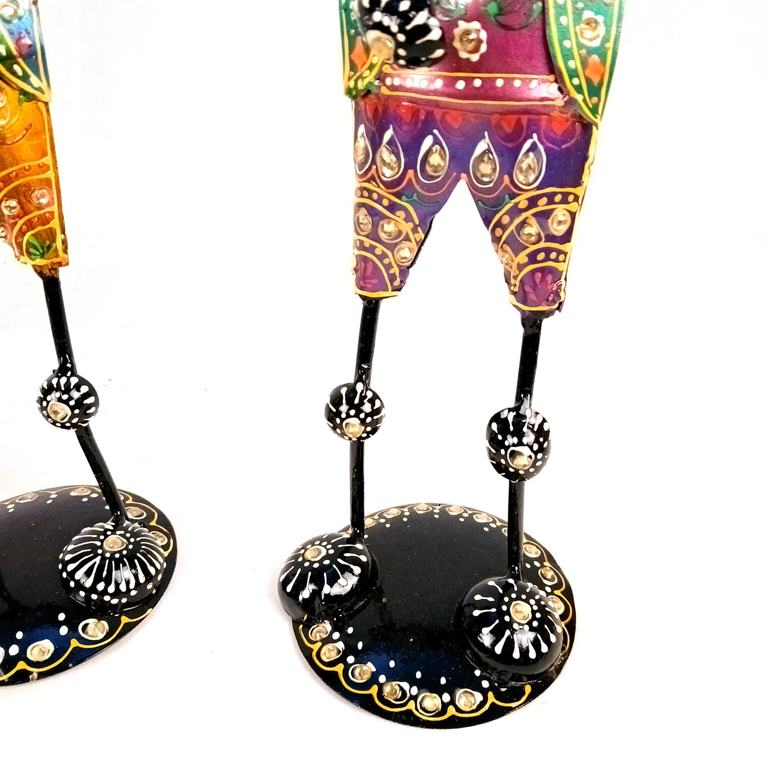 Showpiece - Circus Joker Juggling Balls Design | Decorative Figurines - For Home, Table, Living Room & TV Unit | Show Piece For Office Desk & Gifts- 18 Inch - Apkamart #Style_Design 2 - Pack of 3