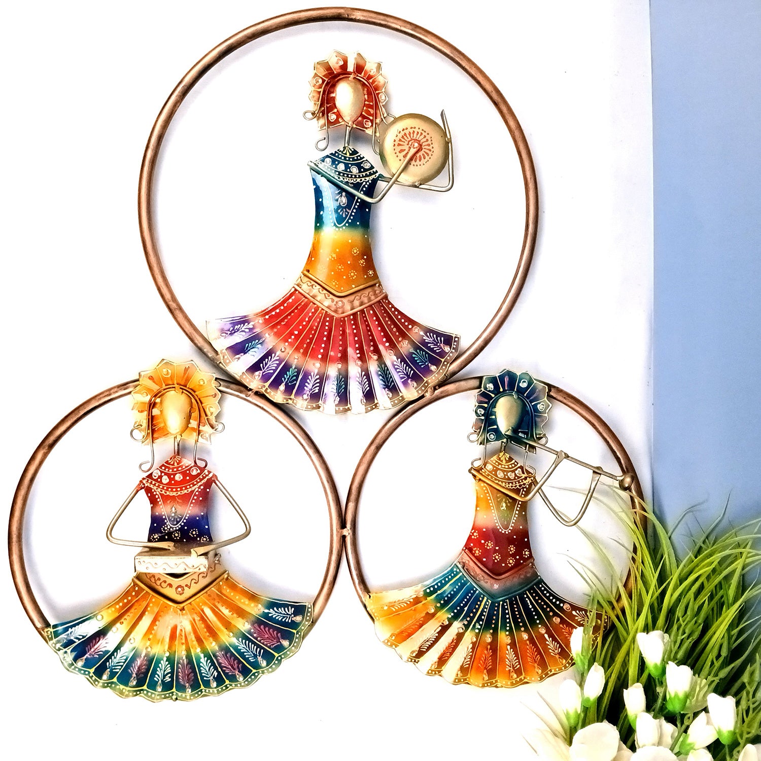 Wall Hanging Musician Design | Metal Wall Mount Showpiece Hangings - For Home, Big Walls, Living Room, Large Spaces, Hotel, Restaurant Decor & Gifts - 26 Inch - Apkamart