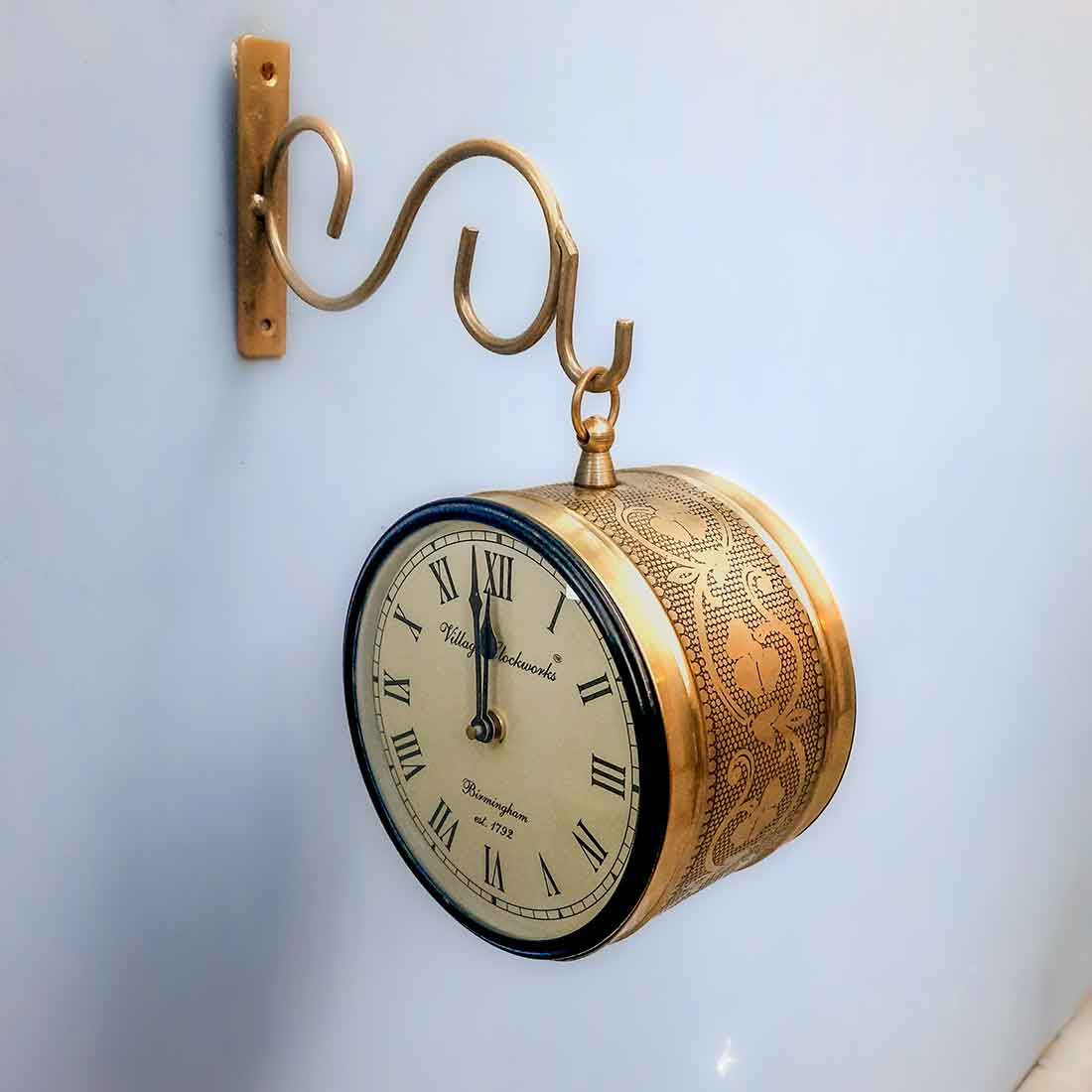 Station Clock | Railway Clock - Apkamart #style_Style 1