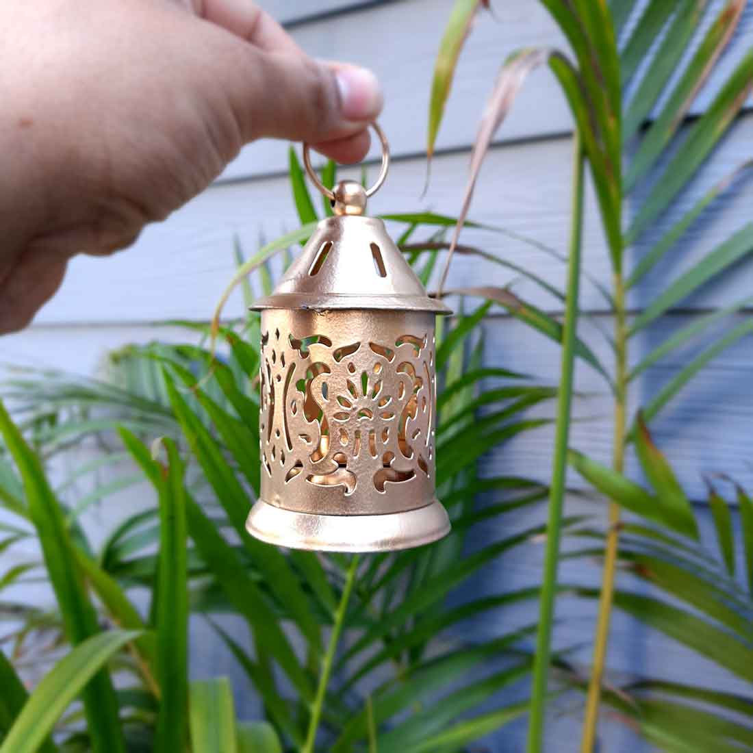 Hanging Lantern Tea Light Candle Holder | Decorative T Light Holder - For Table & Home Decor (Pack of 2) - Apkamart #Style_Pack of 4