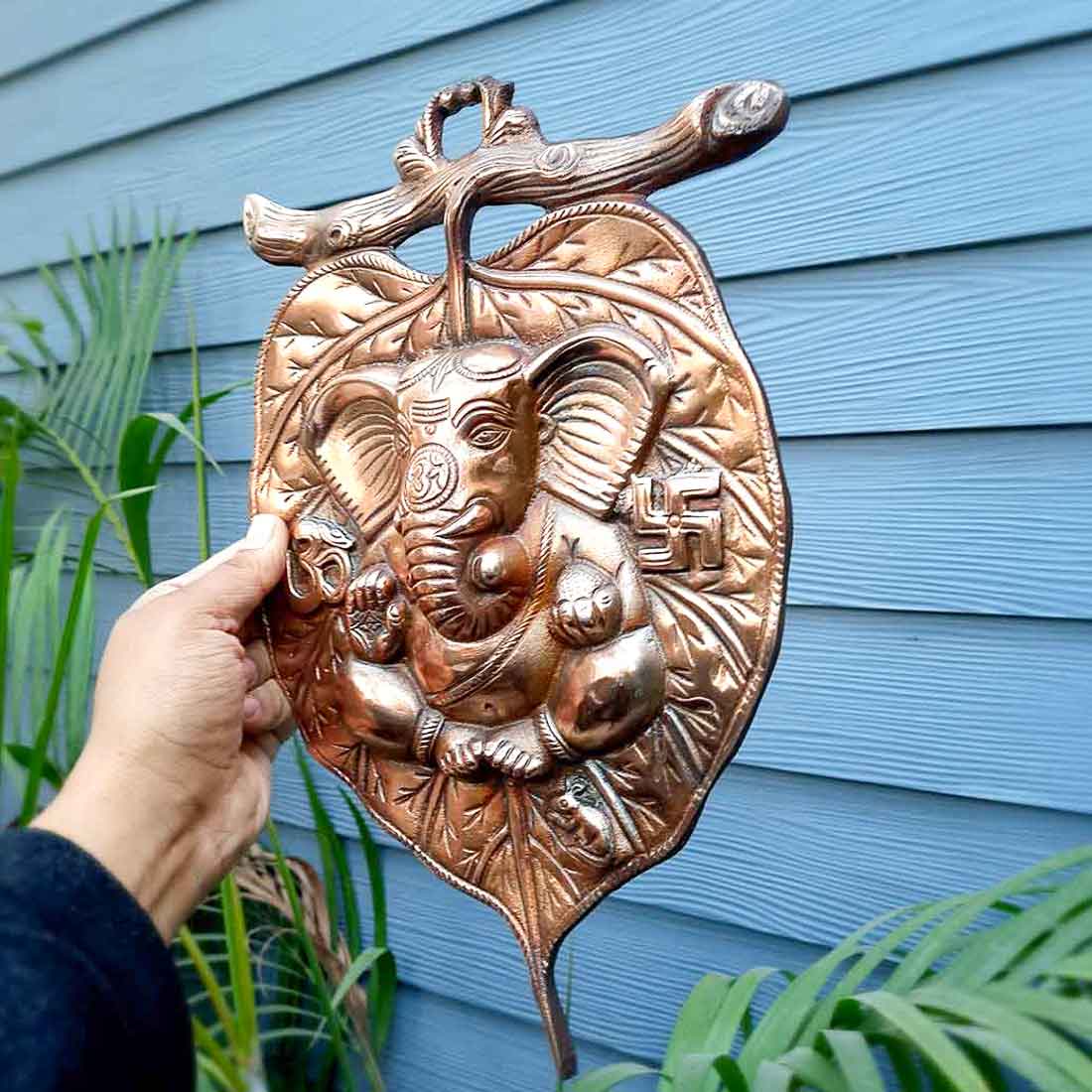 Ganesh Idol Wall Hanging | Lord Ganesha With Leaf Design Wall Statue Decor |Religoius & Spiritual Wall Art - For Puja, Home & Entrance  Living Room & Gift -13 Inch